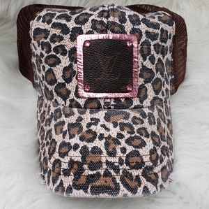 Leopard trucker hat cap with Louis Vuitton patch